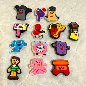 Blues Cues croc charm set